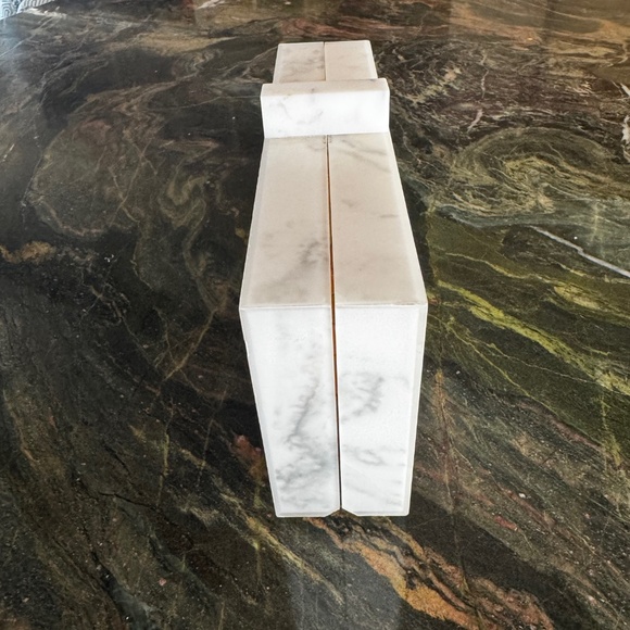 L'Afshar Marbe White Medium Clutch Bag - Picture 7 of 11